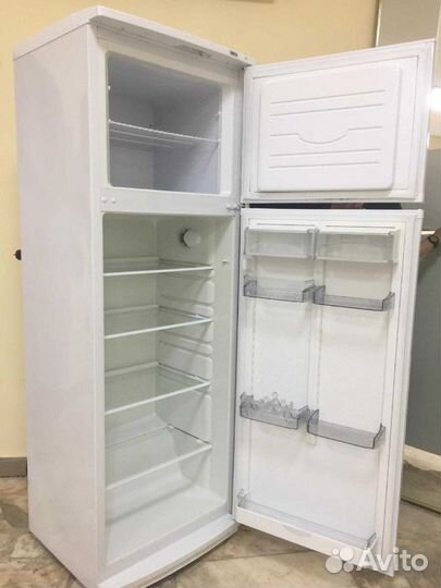 Отличный Холодильник Атлант. Доставка