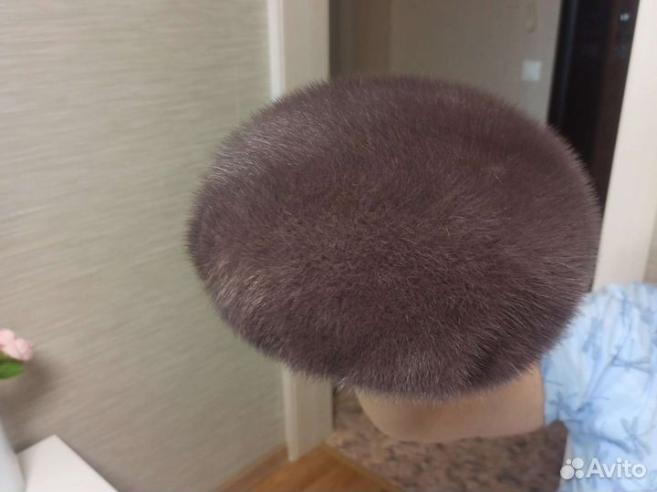 Берет женский норковый