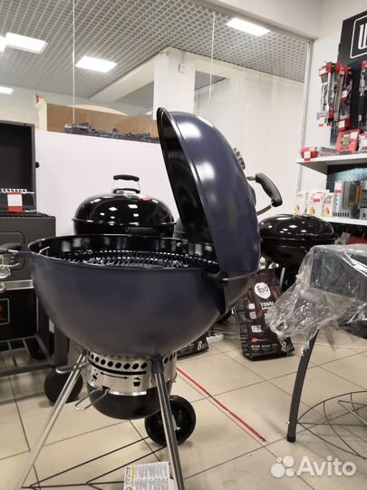 Угольный гриль Weber Master-Touch 5750синий графит