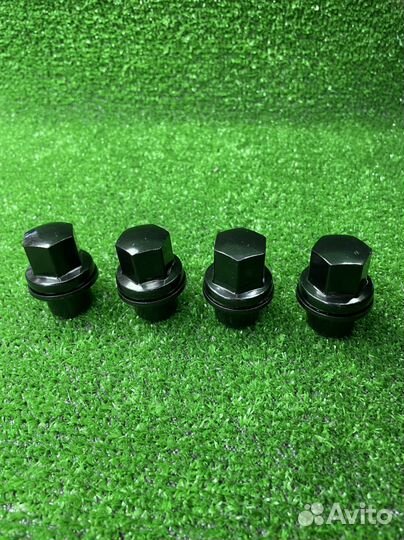 Колесные гайки Range Rover