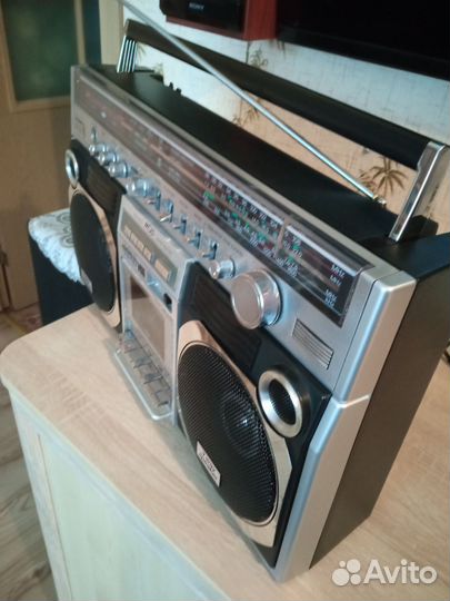 Кассетный магнитофон