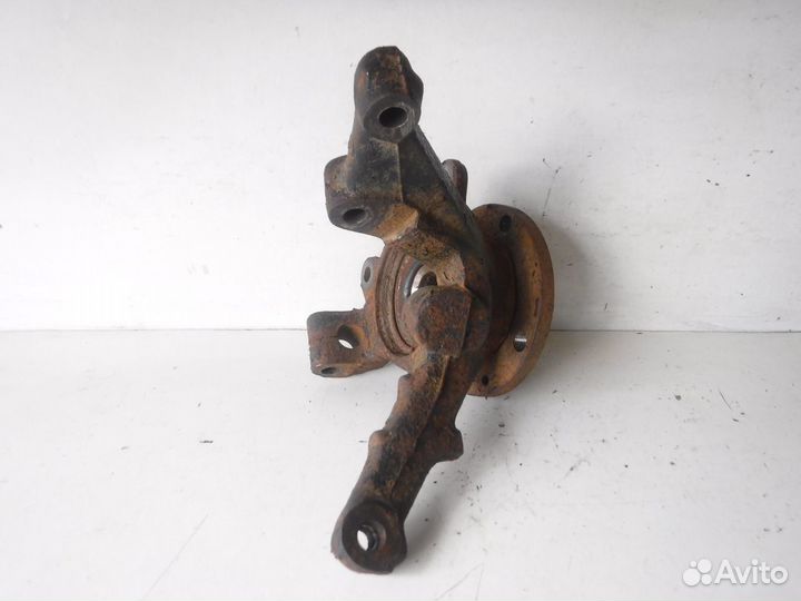 Кулак поворотный передний правый Fiat Brava