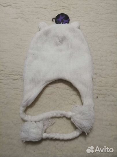 Шапка для девочки новая