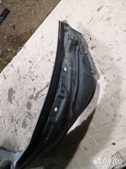 Подкрылок Subaru Impreza wagon GG9 передний правый