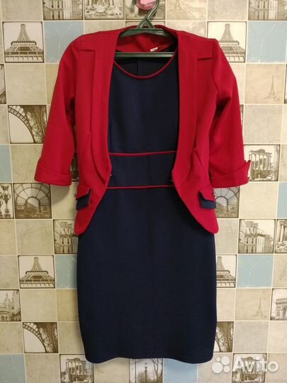 Платье с жакетом