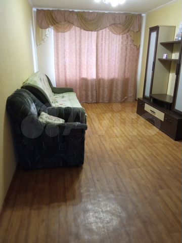 3-к. квартира, 64 м², 1/10 эт.