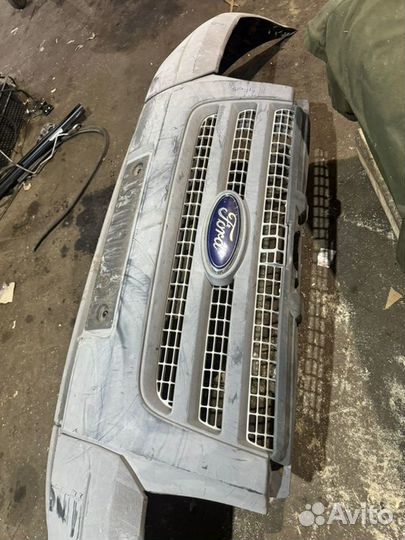Бампер передний Ford Transit 7 2.2 tdci 2013