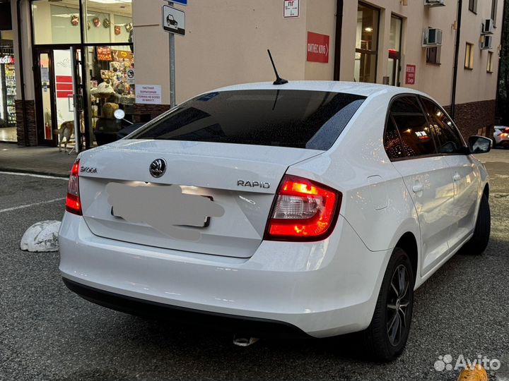 Skoda Rapid 1.6 МТ, 2017, 203 000 км