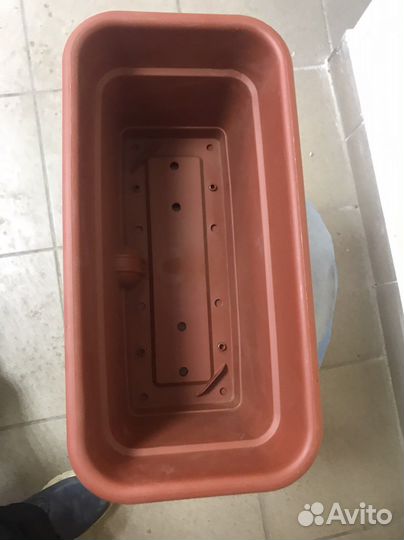 Ящик балконный с поддоном