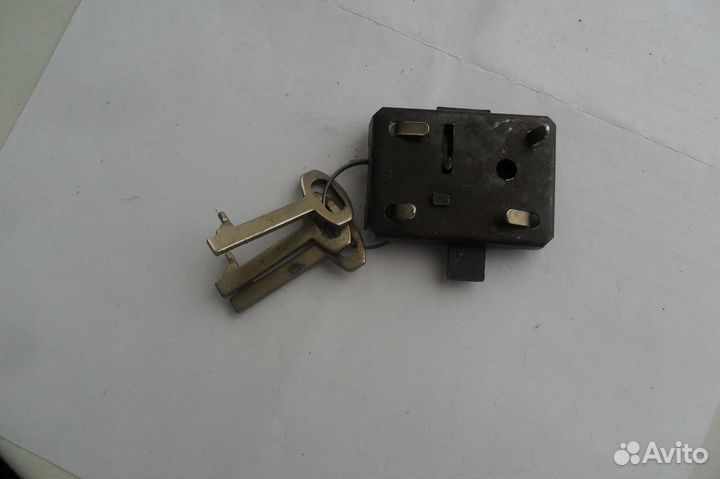 Замок,накладка,ручка,ящик для мебели