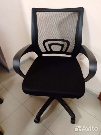 Компьютерное кресло офисное