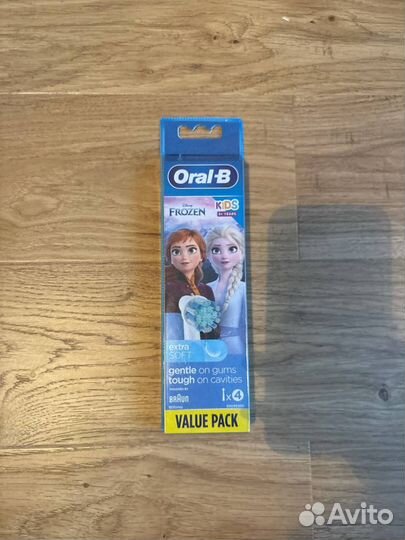 Насадки на зубные щетки Oral B