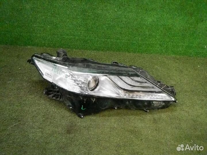 Фара правая Toyota Camry