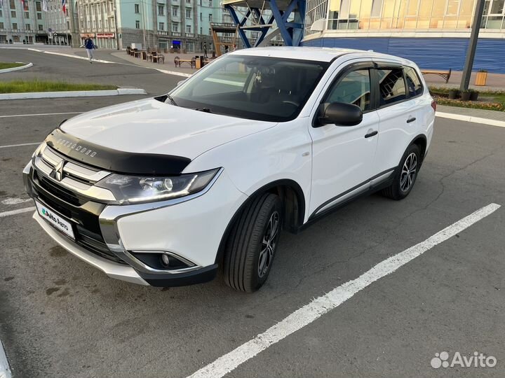 Mitsubishi Outlander 2.0 CVT, 2018, 91 500 км