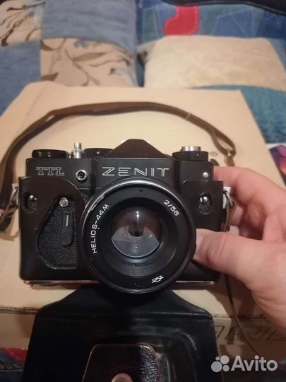 Пленочный фотоаппарат зенит