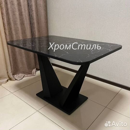 Стол кухонный 