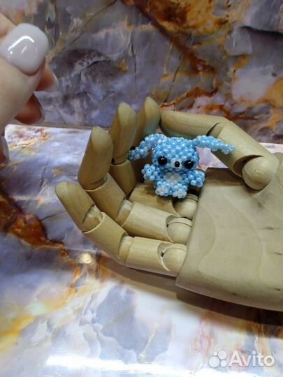 Игрушка из бисера