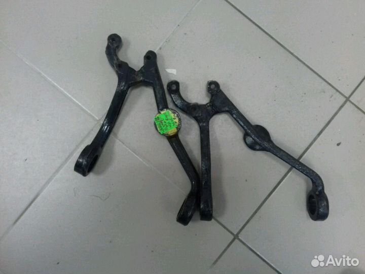 Рычаг передний верхний нива 2121 новый