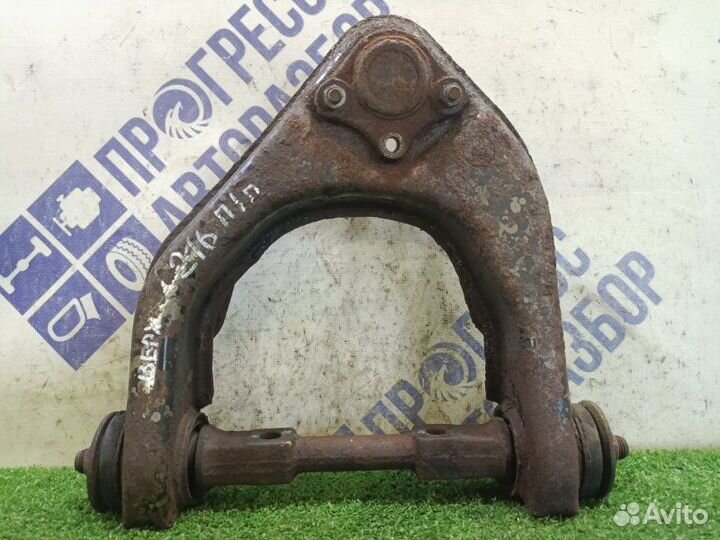 Рычаг подвески верхний передний правый Hyundai