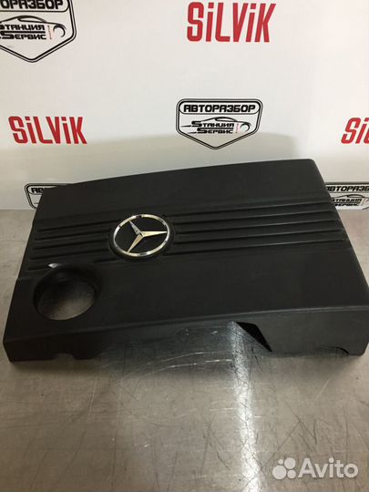 Декоративная крышка двигателя mercedes W204