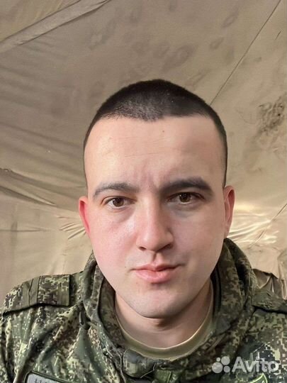 Помощник системного администратора либо гос служ