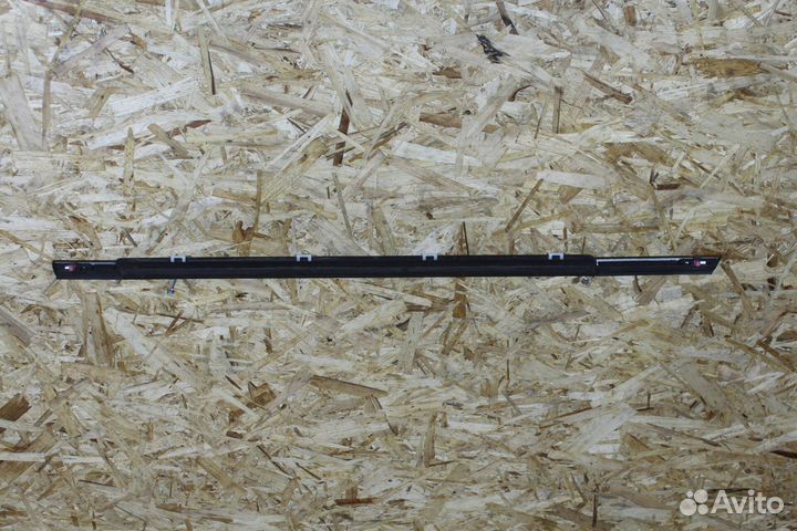 Бархотка стекла наружная задняя Kia Ceed 3