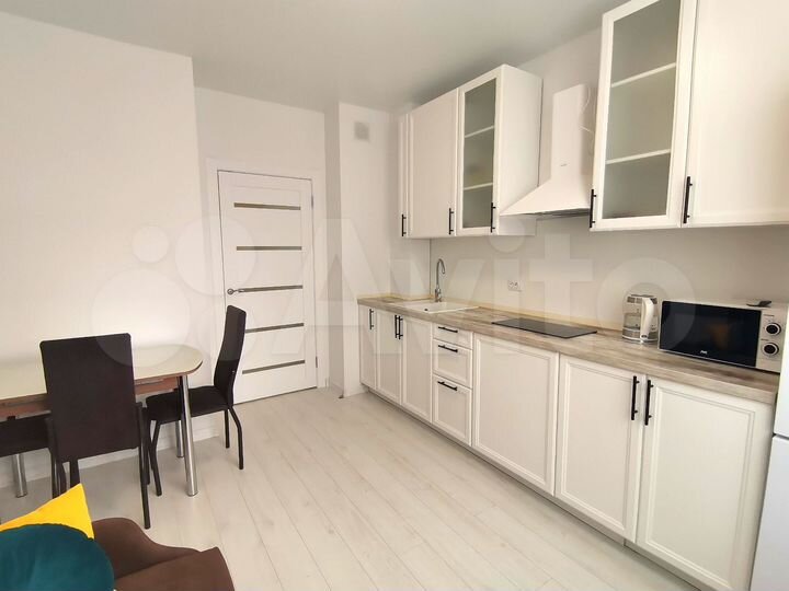 2-к. квартира, 63 м², 9/12 эт.