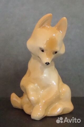 Фарфоровая статуэтка. Лиса, лисёнок. Рига