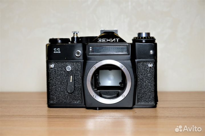 Зенит 11 тушка М42 в хорошем состоянии