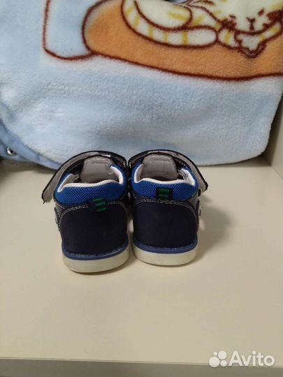 Сандали ортопедические 19,23;кроссовки21,24,кеды24