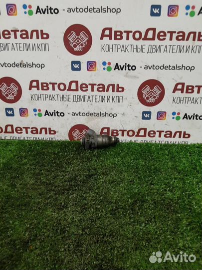 Форсунка топливная Audi A3 8P/8PA рест. 2007