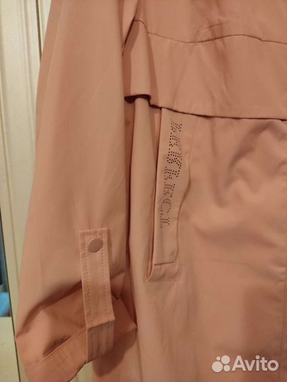 Ветровка (плащ)