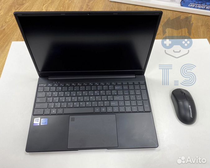 15.6 ноутбук 4 core/16Gb/512Gb SSD