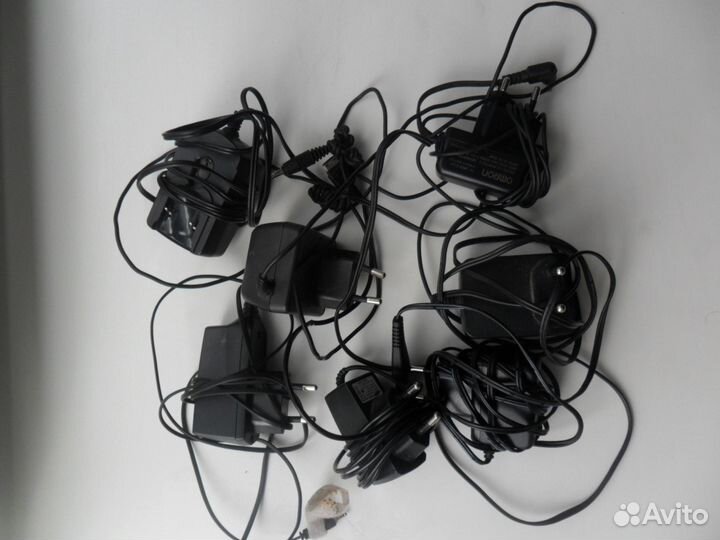 Зарядные на мобильники