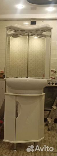 Раковина, с тумбой, для ванны, с зеркалом