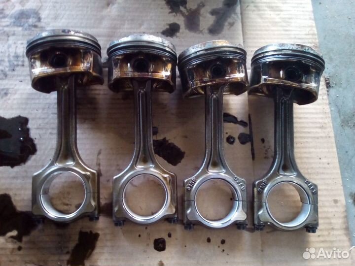 Поршень. Шатун. Ситроен С 4 EP6