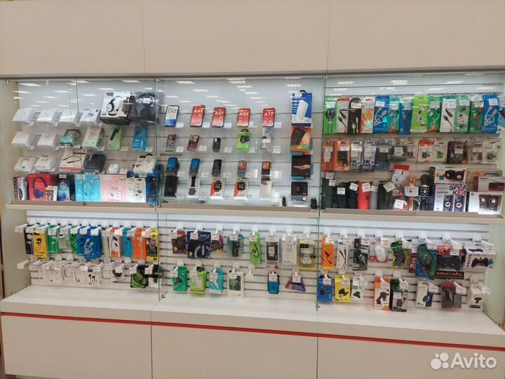 Продавец мобильных аксессуаров