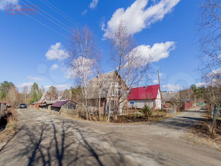 Дача 72 м² на участке 7,6 сот.