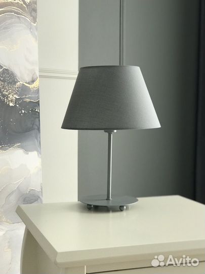 Лампа настольная