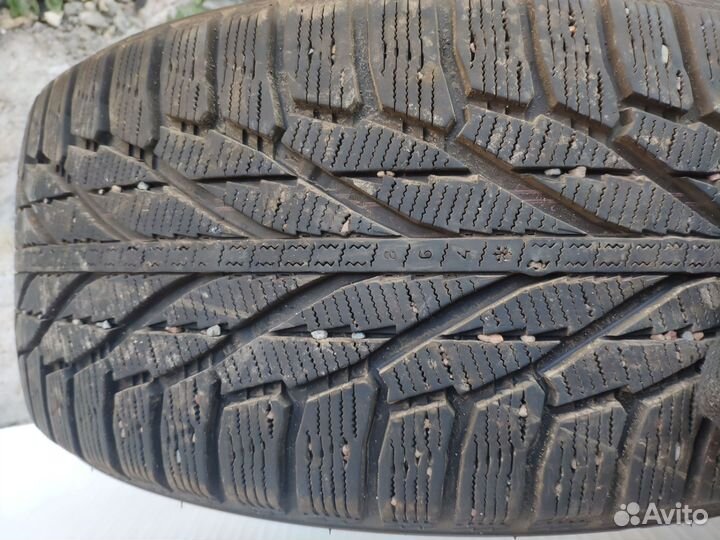 Nokian Tyres Hakkapeliitta R2 SUV 265/50 R20