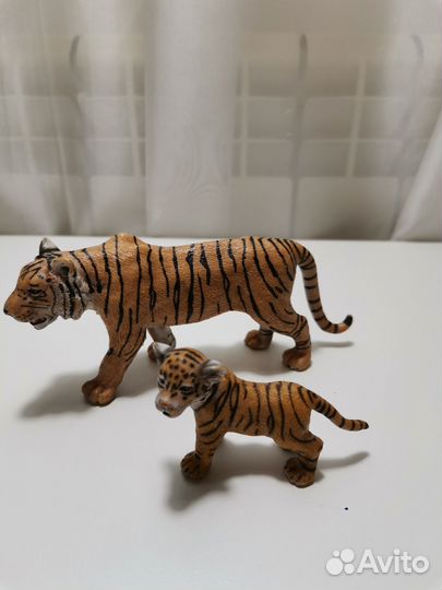 Фигурки животных schleich