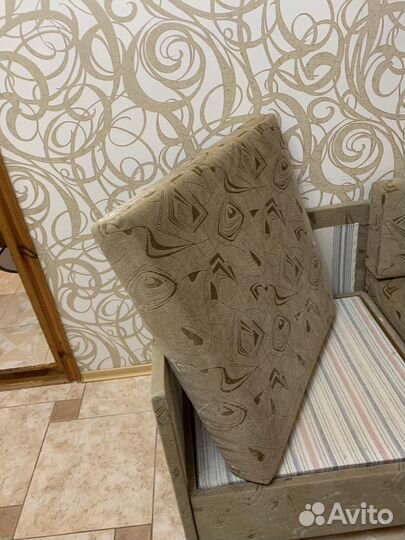 Диван угловой мягкий