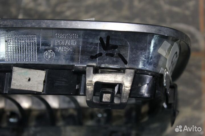 Решетка радиатора правая - BMW 3 F30 (2011-16гг)