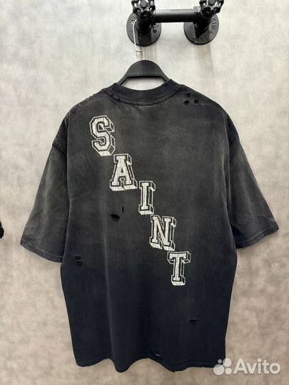 Футболка оверсайз Saint