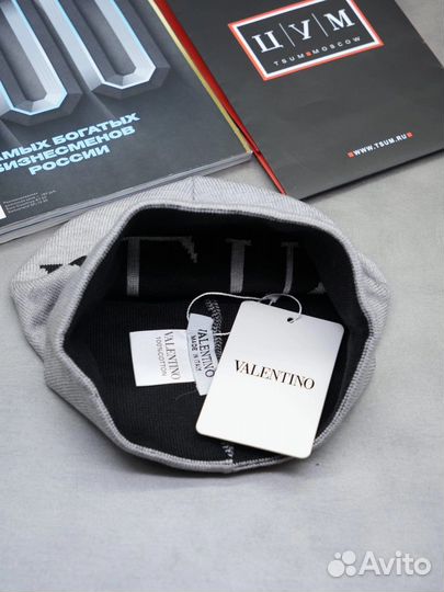 Шапка Valentino
