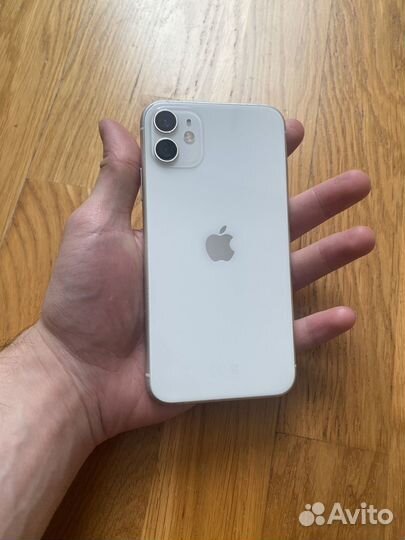 iPhone 11, 64 ГБ