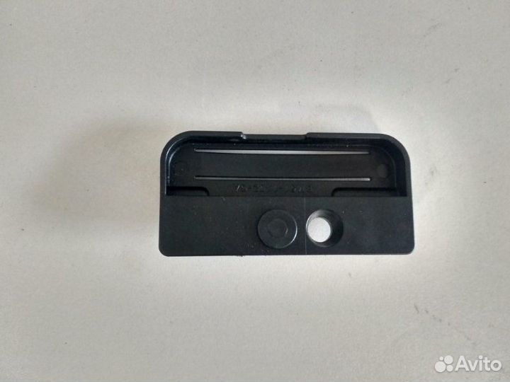 Кронштейн крепления запасного колеса Ford Fusion