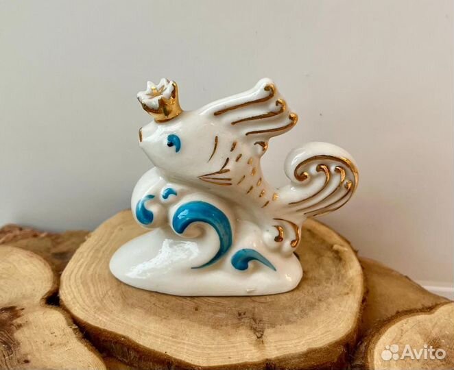 Статуэтка из фарфора Рыбка, Сысерть СССР