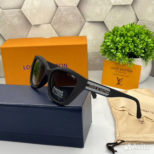 Солнцезащитные очки Luis Vuitton имиджевые