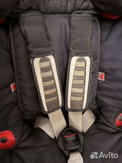 Автомобильное кресло britax romer